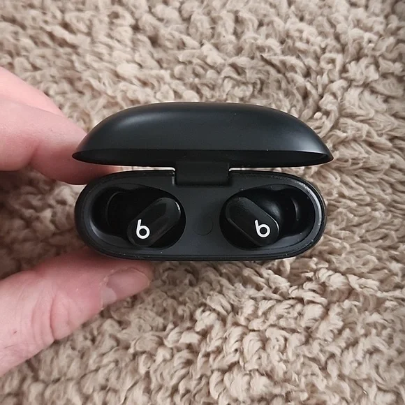 Beats by Dre earbuds